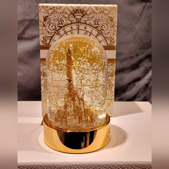 NIB CHRISTIAN DIOR 2024 SNOW GLOBE - Picture 8 of 14